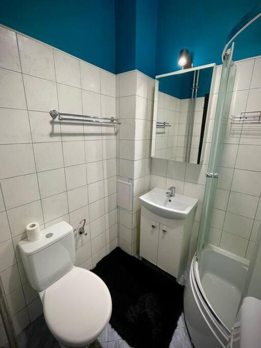Appartamento Super Square Metro X2 Fast Wifi 55'Tv Netflix Hbo Appletv+ Amazontv Varsavia Esterno foto